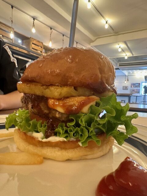 北谷 ハンバーガー IMUA2.0