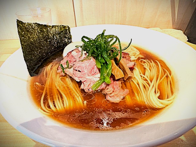 うるま市 らぁ麵あかつき 特製醬油らぁ麵