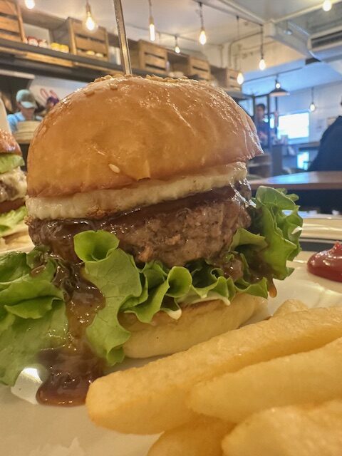 北谷 ハンバーガー エッグチーズバーガー